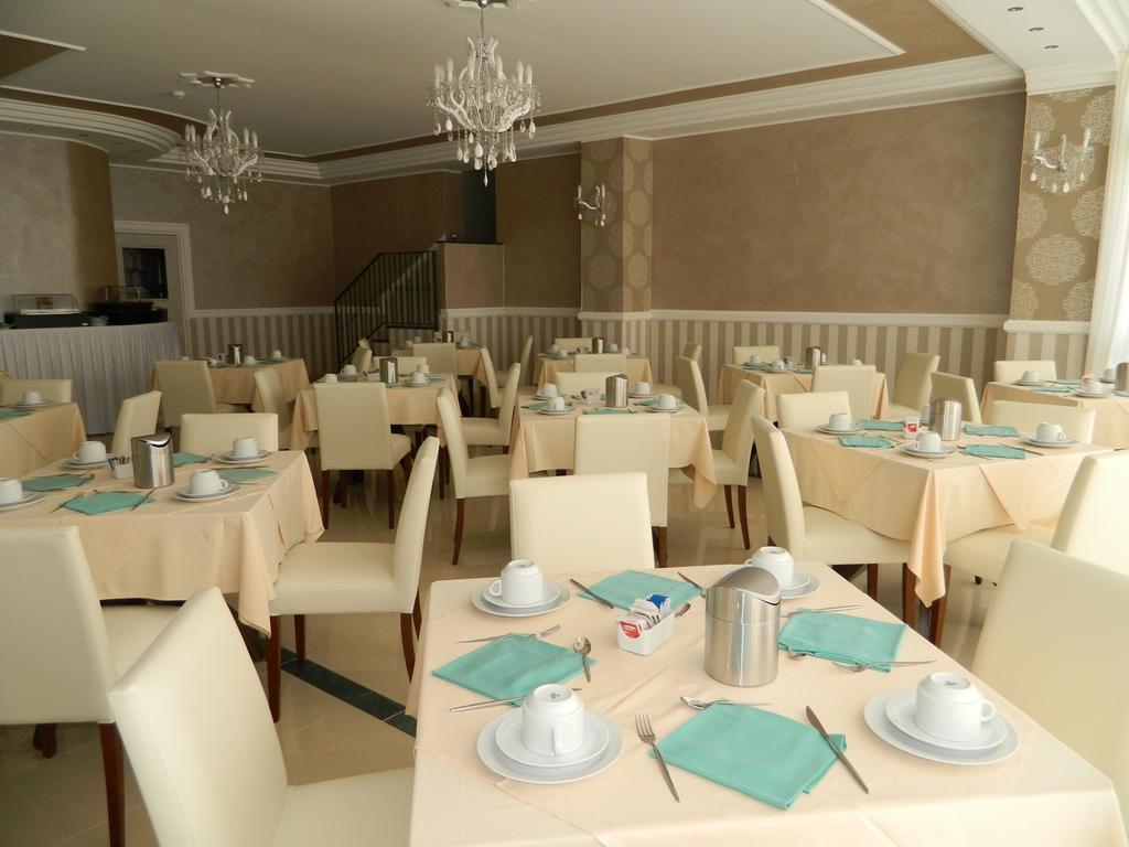 Hotel Inn Джардини Наксос Екстериор снимка
