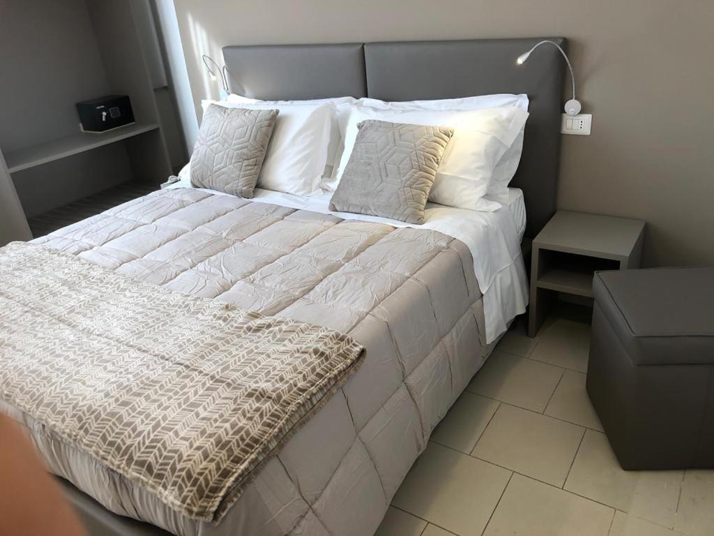 Hotel Inn Джардини Наксос Екстериор снимка