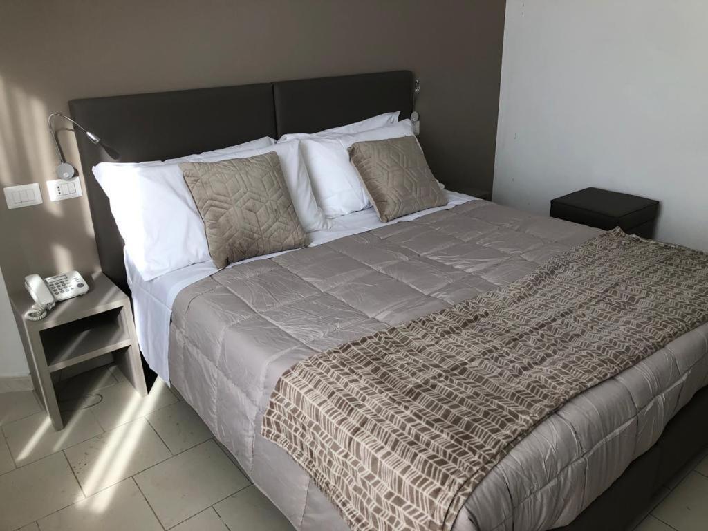 Hotel Inn Джардини Наксос Екстериор снимка